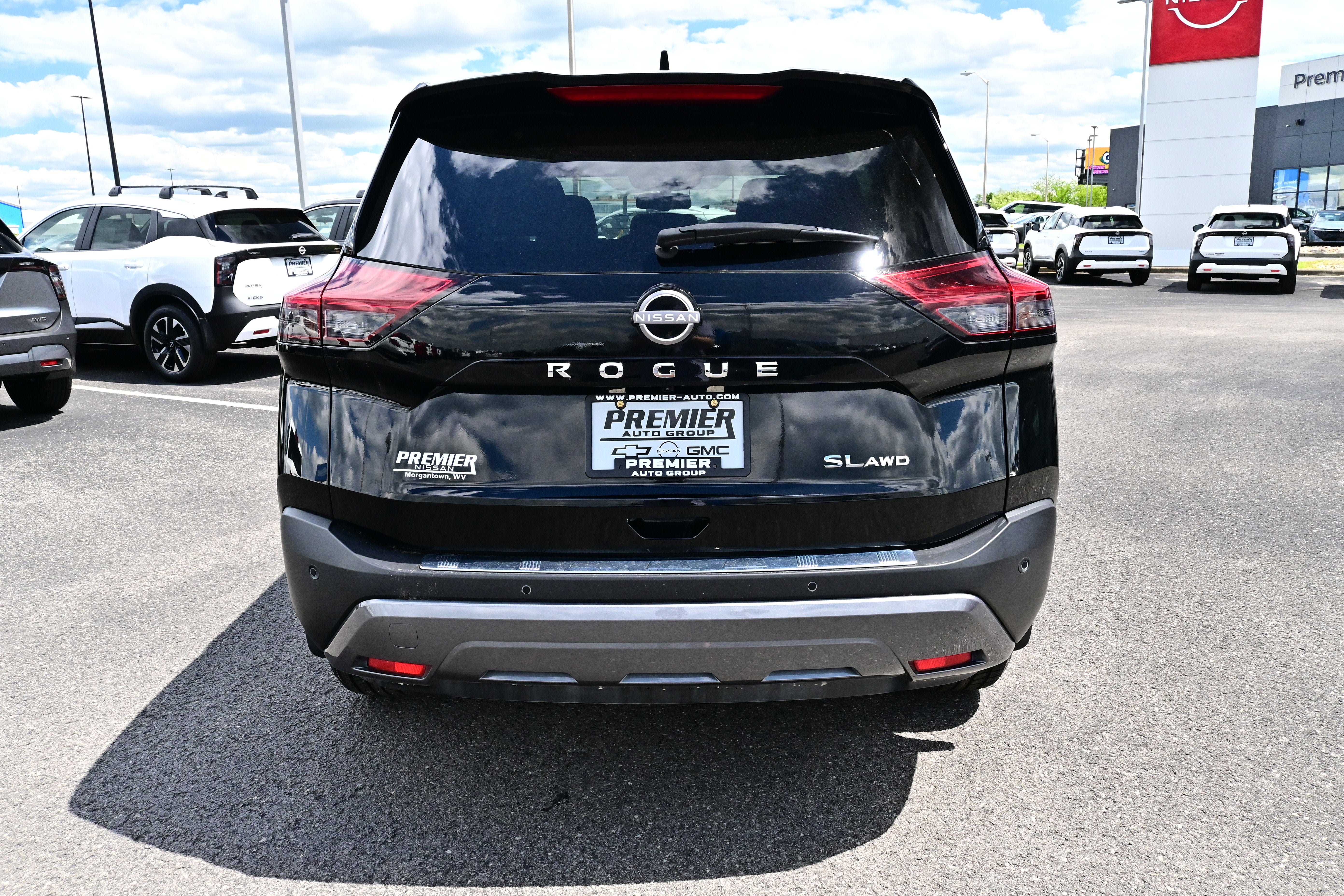 2023 Nissan Rogue SL