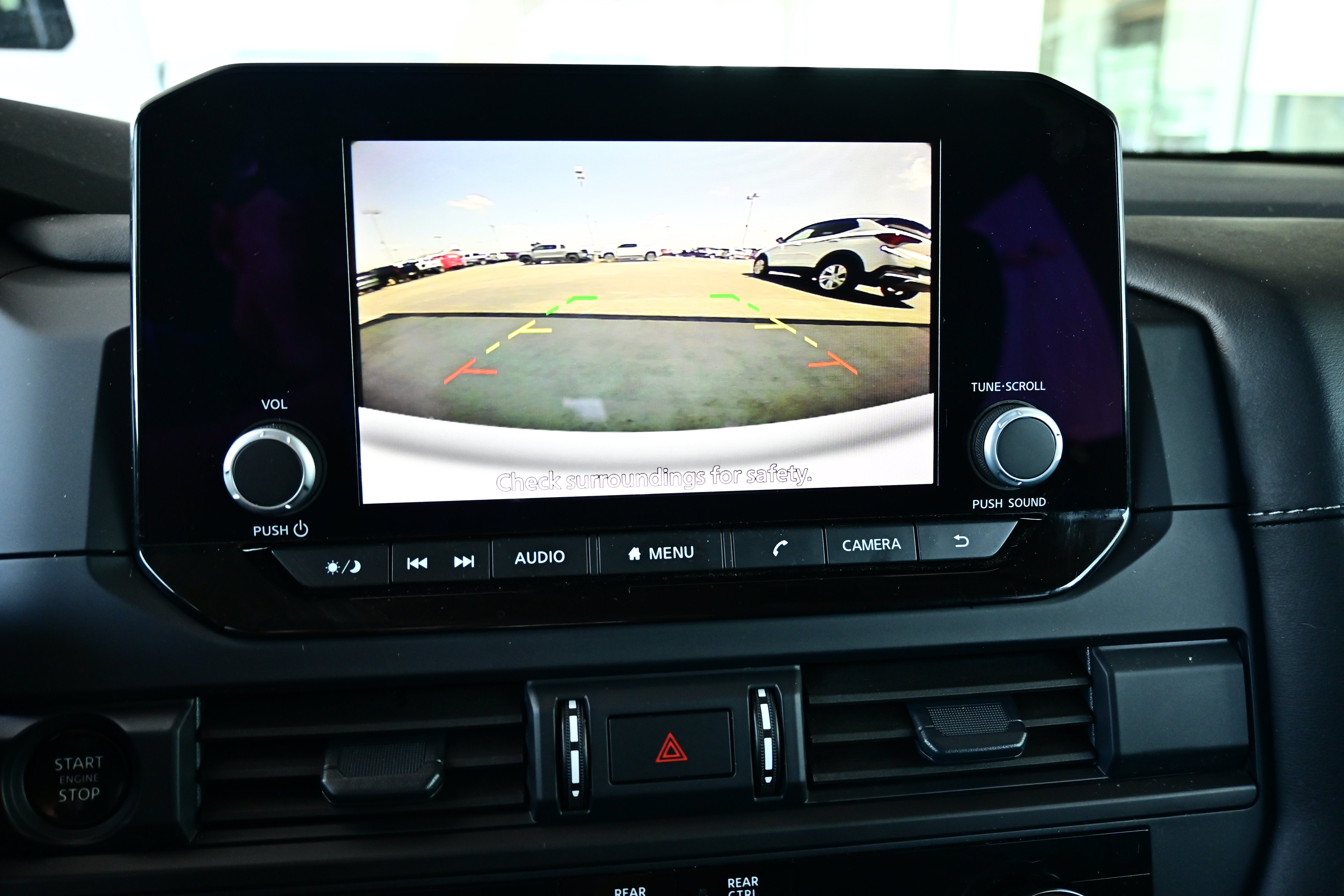 2025 Nissan Pathfinder S