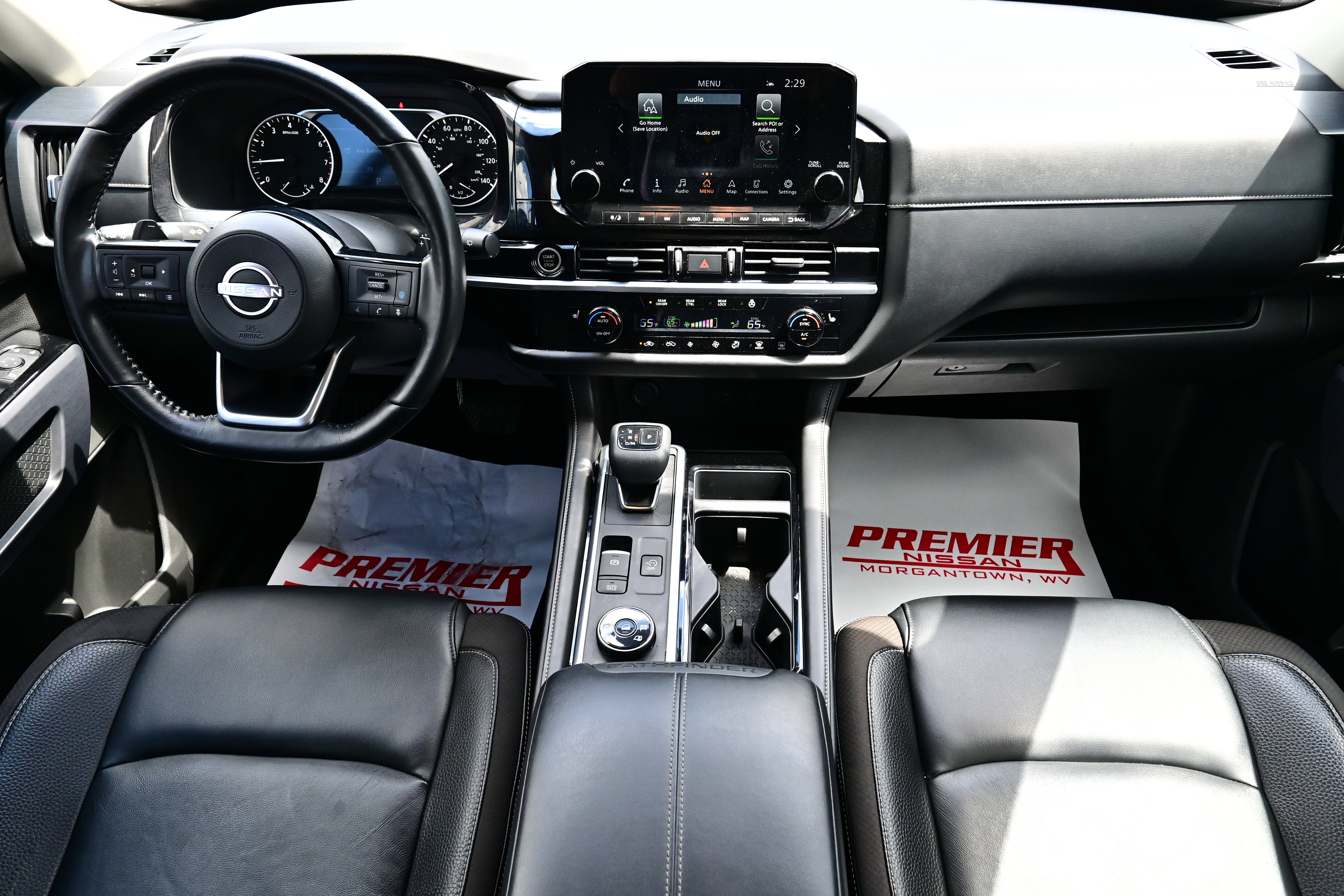 2022 Nissan Pathfinder SL