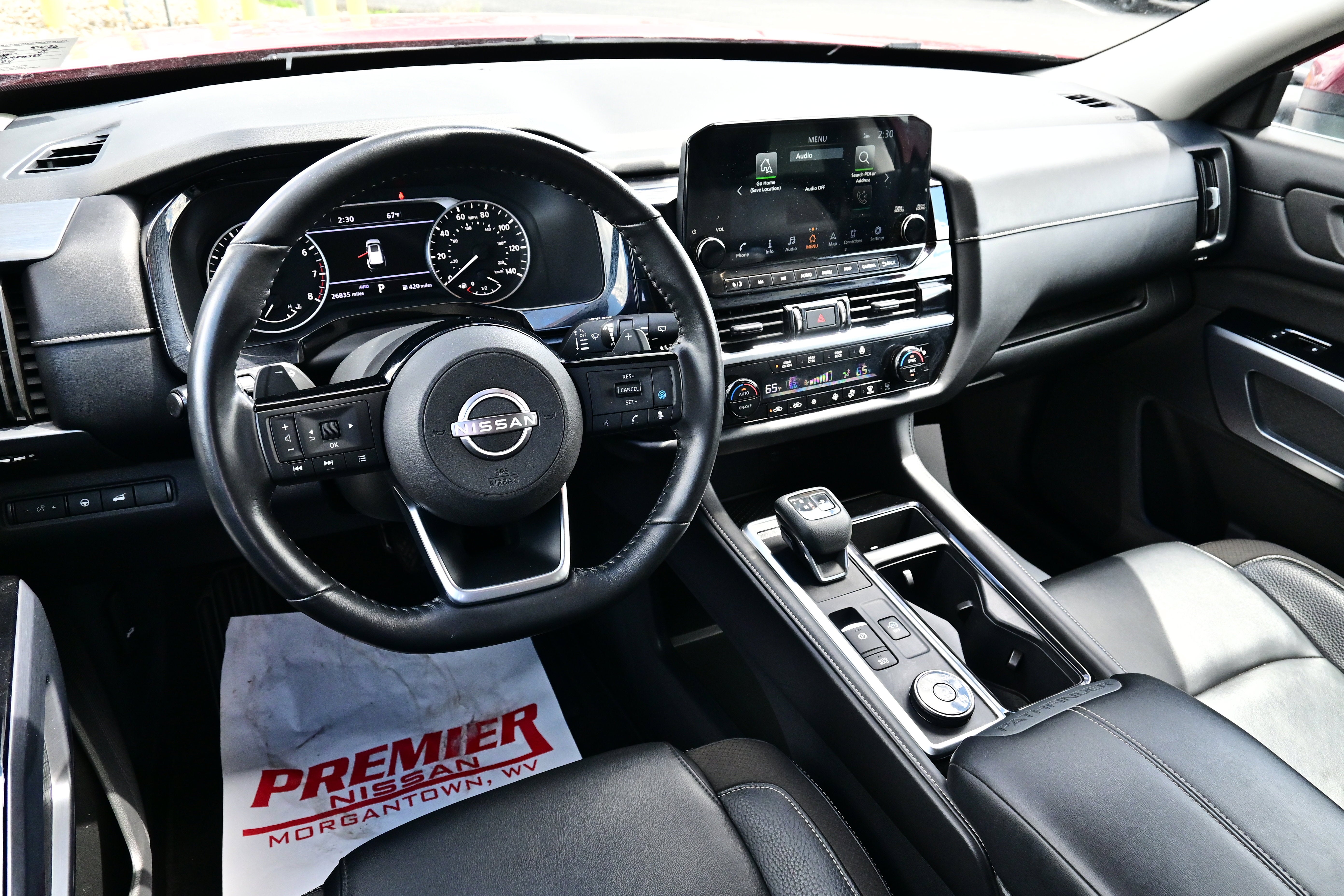 2022 Nissan Pathfinder SL