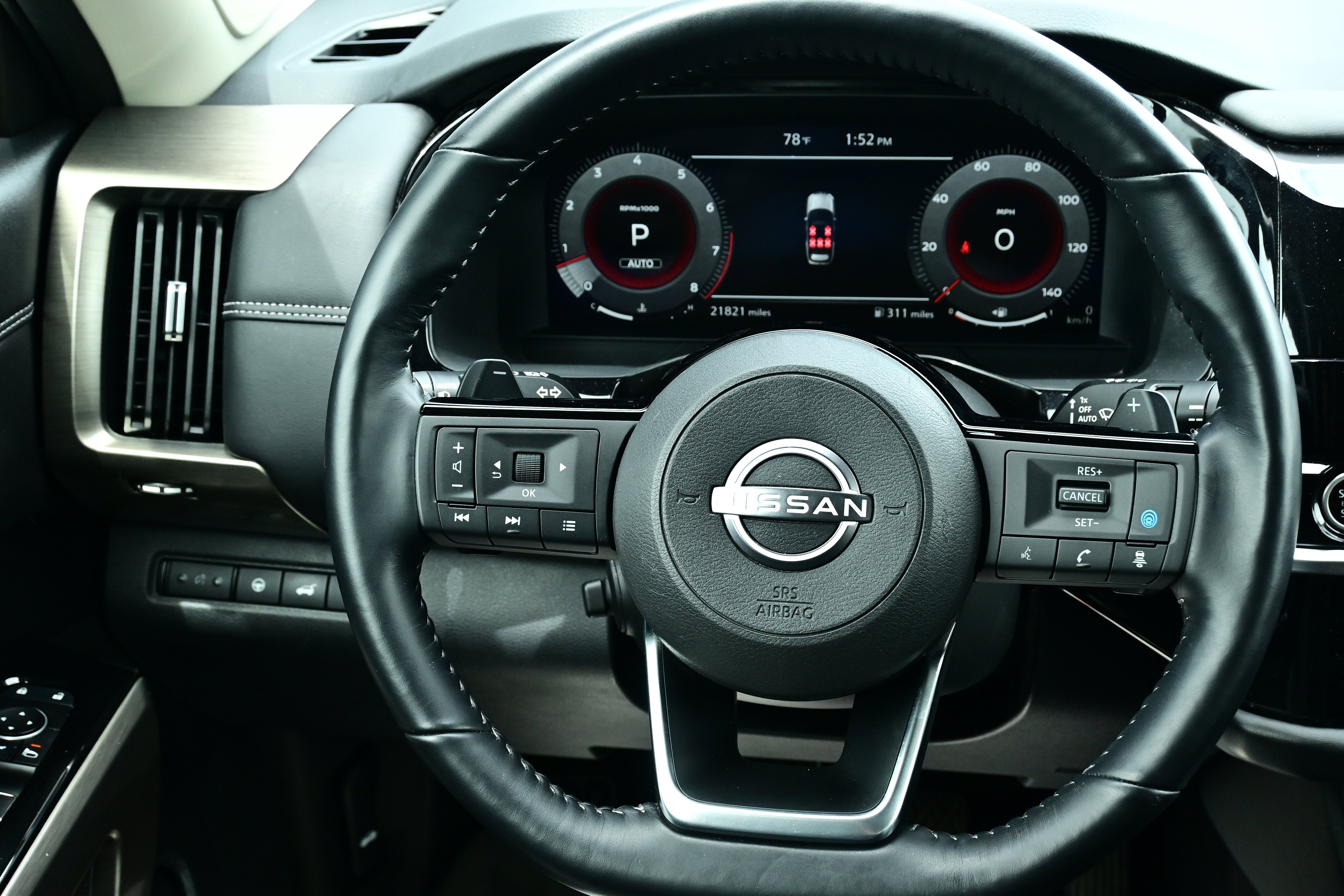 2023 Nissan Pathfinder Platinum