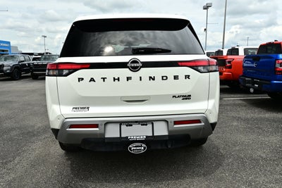 2023 Nissan Pathfinder Platinum