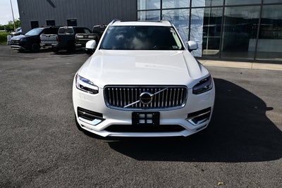 2024 Volvo XC90 Ultimate Bright Theme