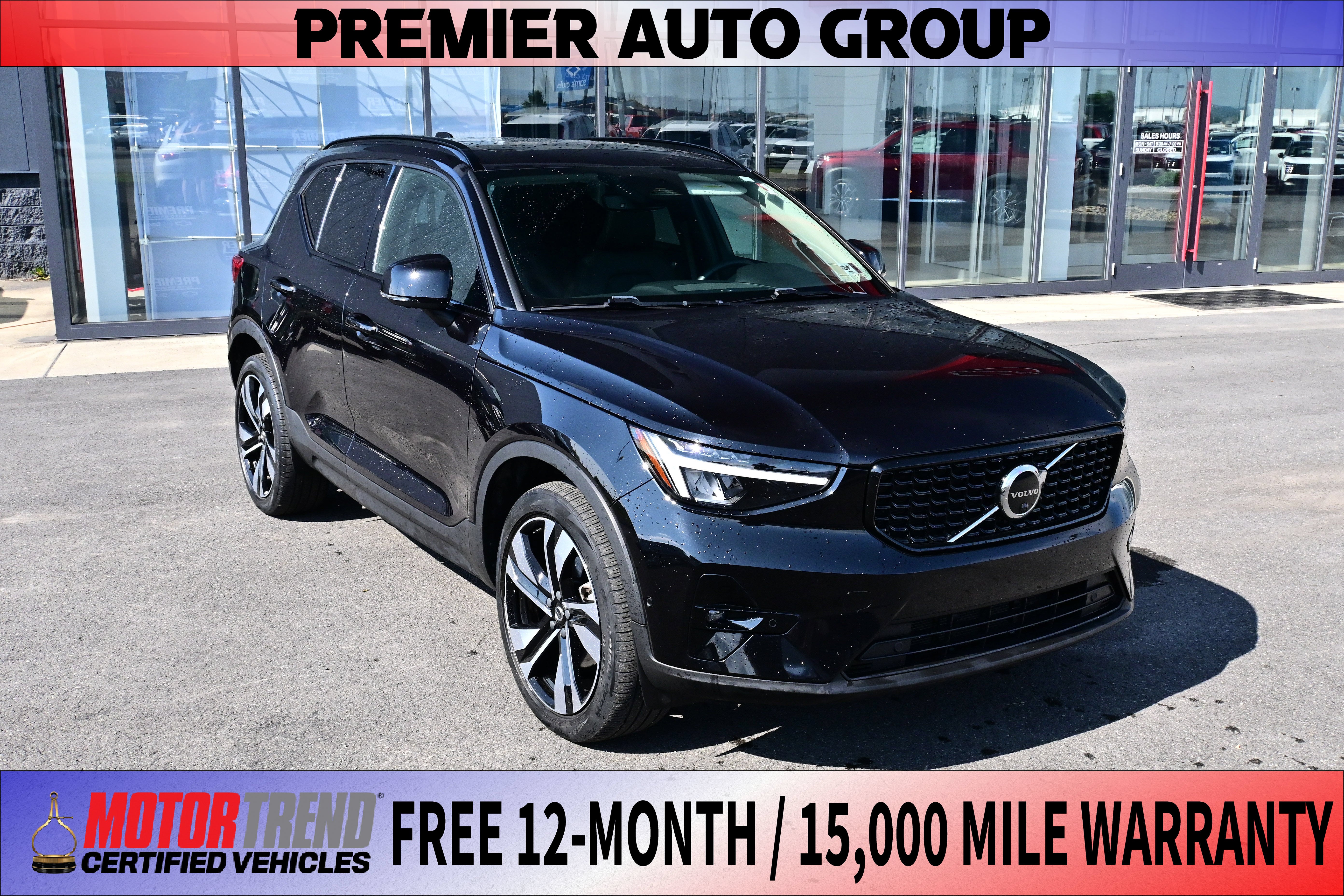 2023 Volvo XC40 Plus Dark Theme
